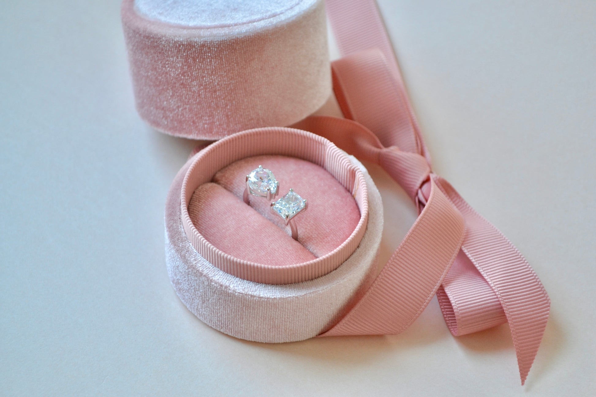 pink velvet ring gift box with bow