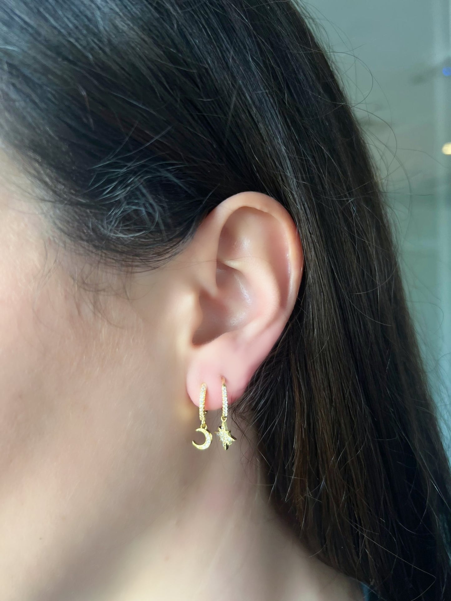 Oria Star & Moon - 18K Gold Huggies Earrings