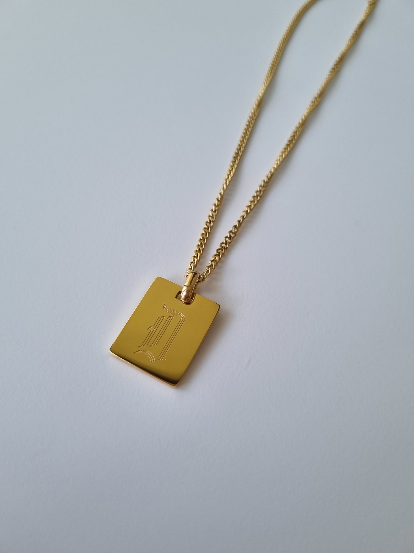 custom engraved 18k gold plated name tag letter chain necklace