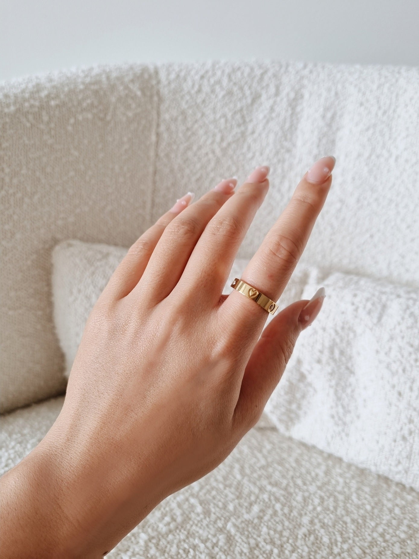 Cartier love shop ring gold